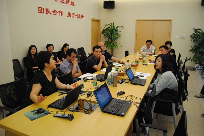 中免集團董事長、總經(jīng)理彭輝蒞臨三亞免稅店視察指導(dǎo)工作