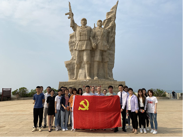 碧海丹心，邁向勝利的起點(diǎn)-美蘭免稅走進(jìn)海南解放公園開(kāi)展黨史學(xué)習(xí)教育活動(dòng)